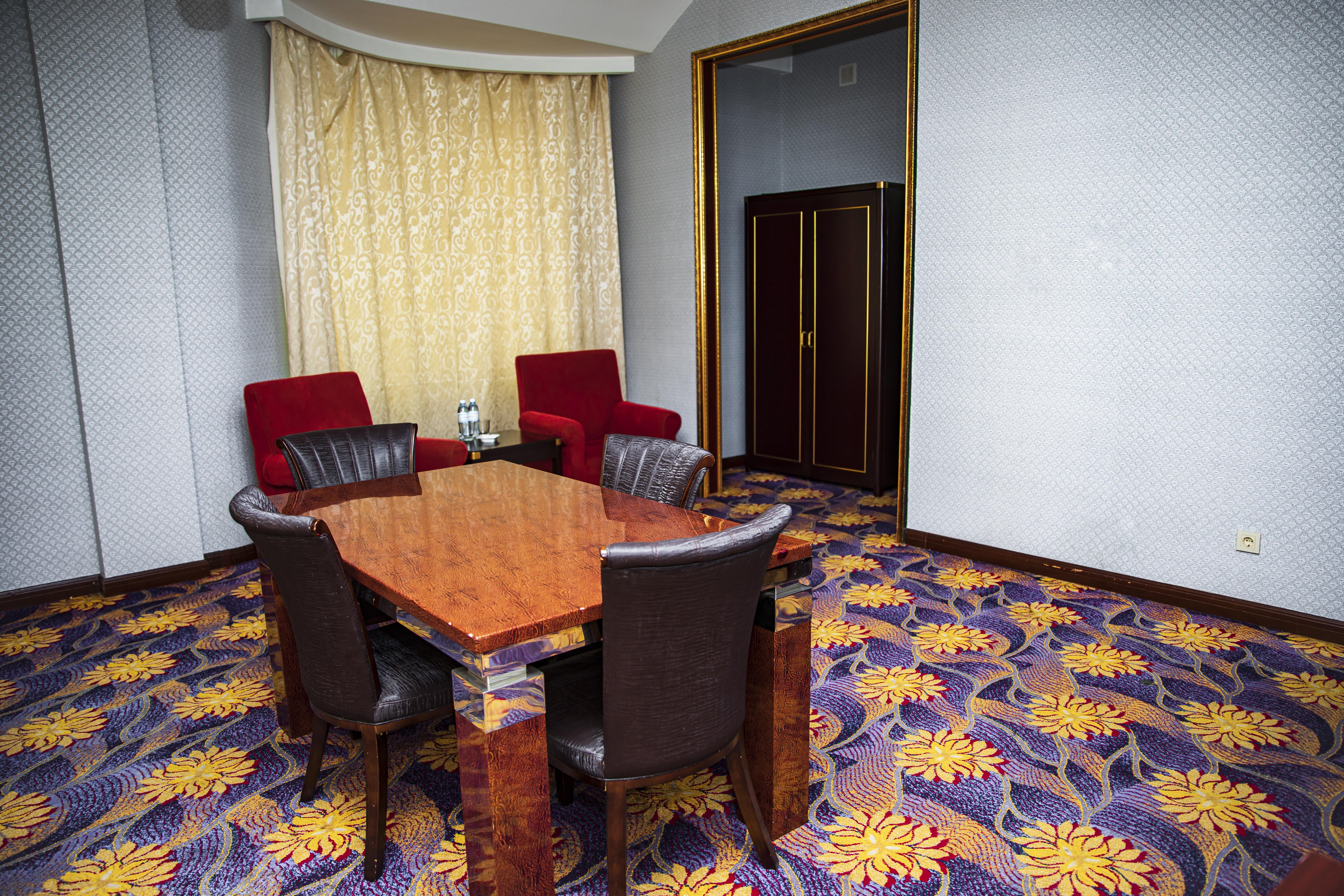 Safran Hotel Bakoe Buitenkant foto