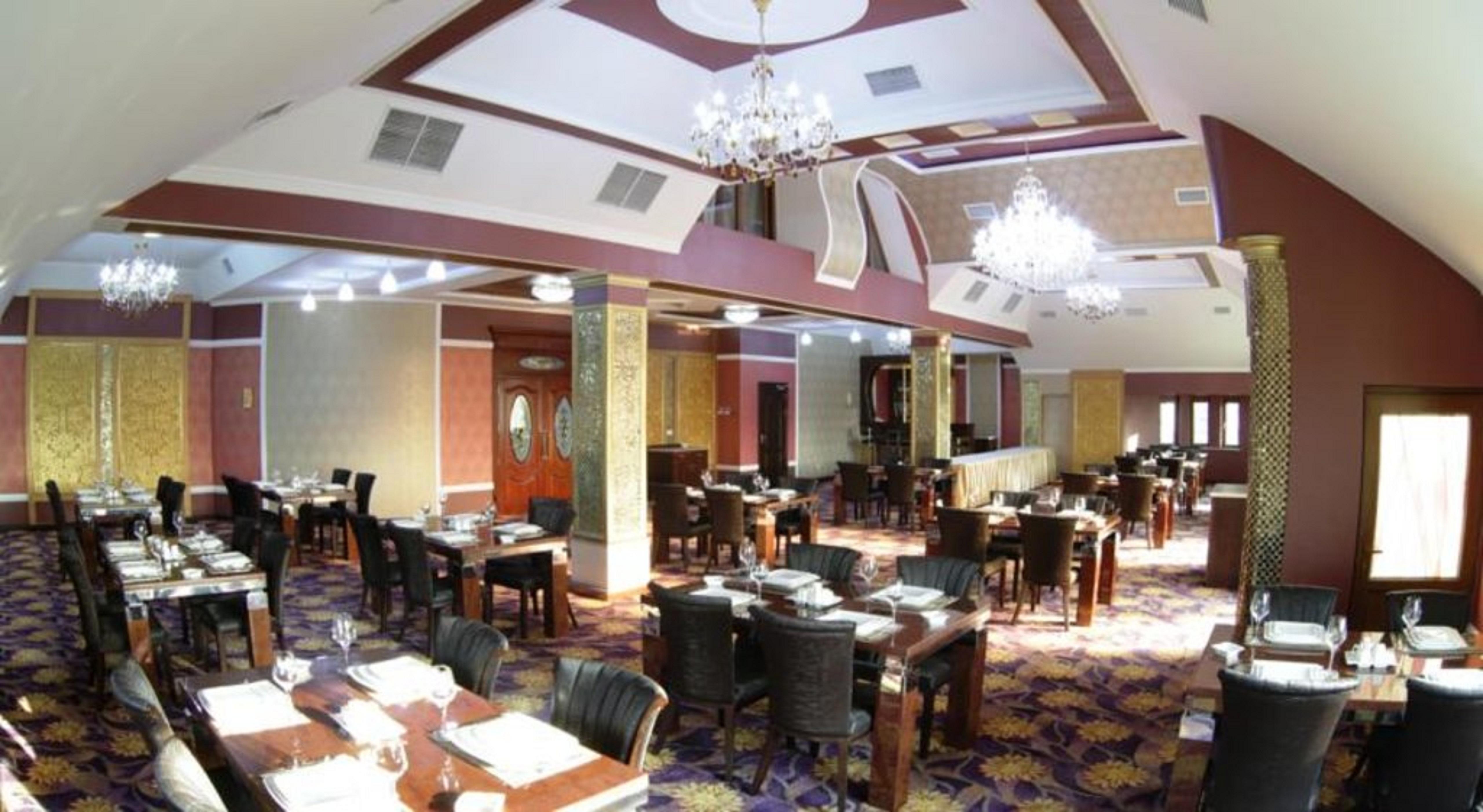 Safran Hotel Bakoe Buitenkant foto