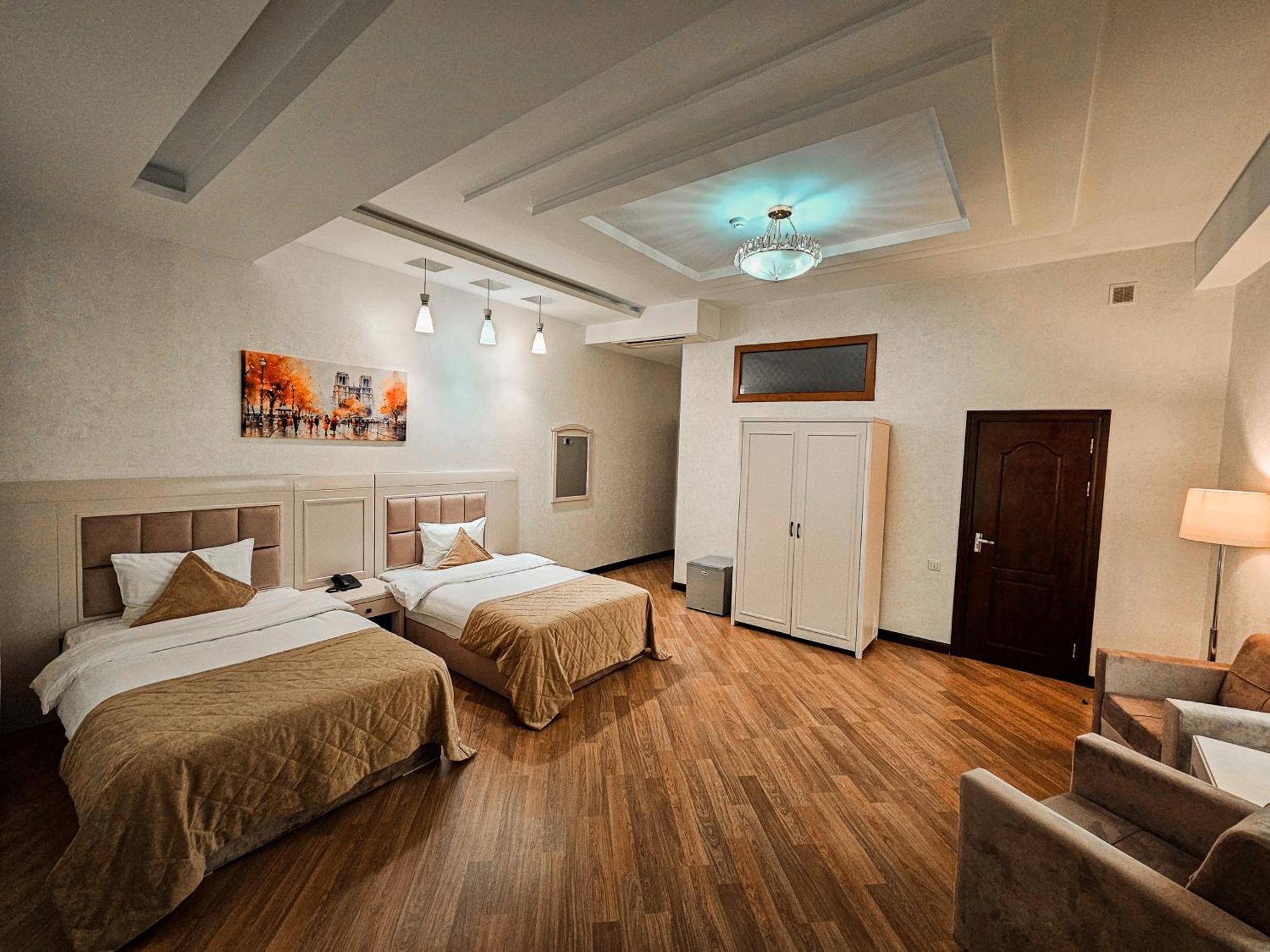 Safran Hotel Bakoe Buitenkant foto