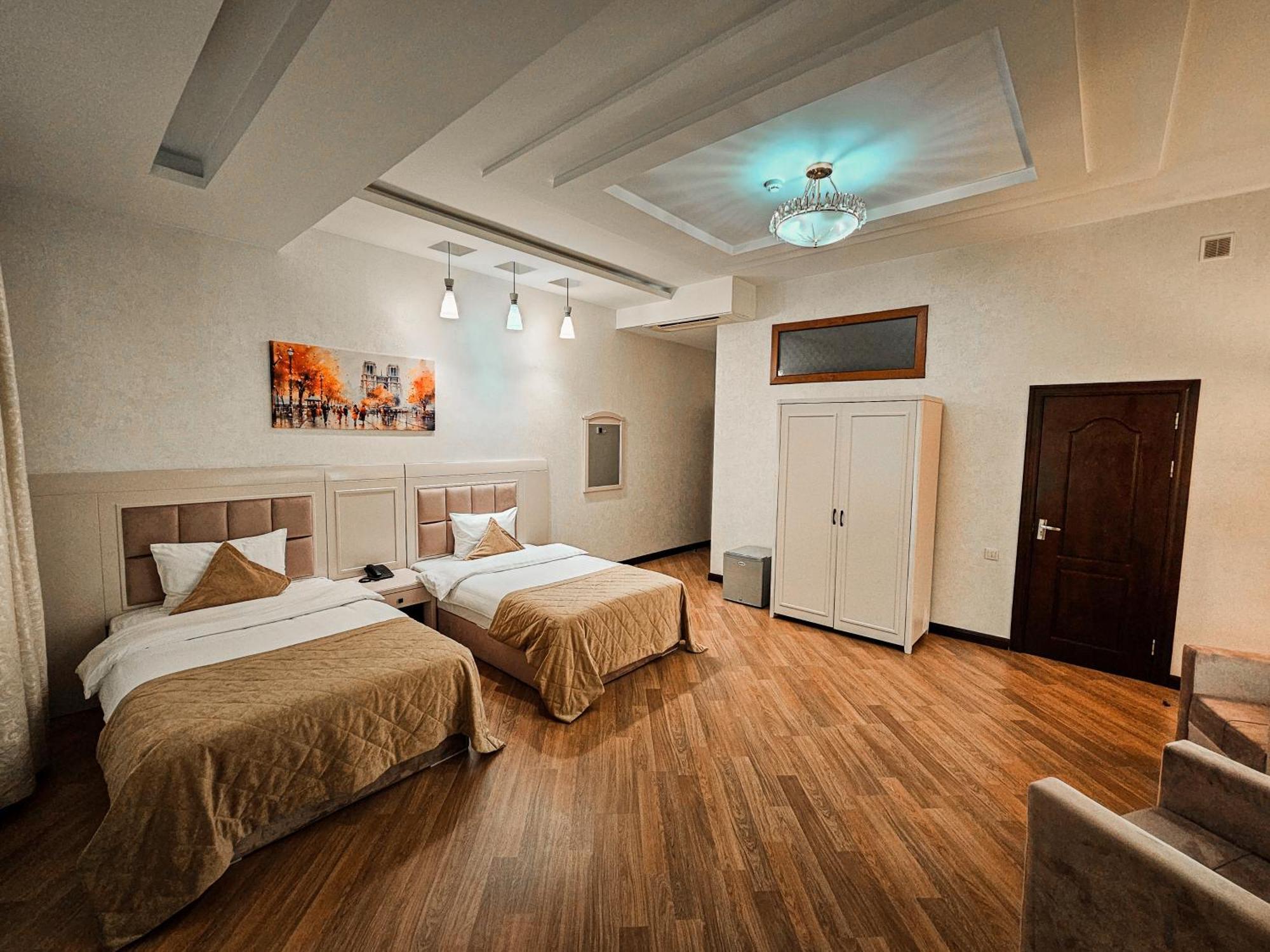 Safran Hotel Bakoe Buitenkant foto