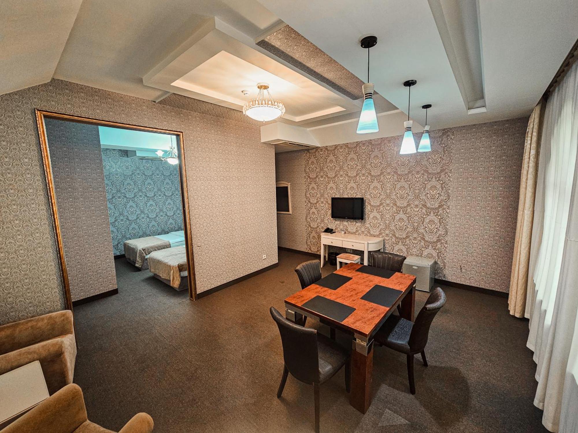 Safran Hotel Bakoe Buitenkant foto